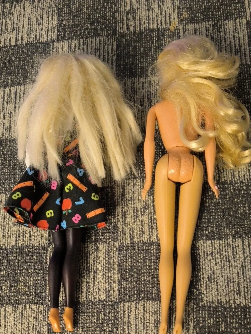 Mattel 1966 Barbie Dolls Blonde / Blue Eyed / Vintage Outfit / Twist